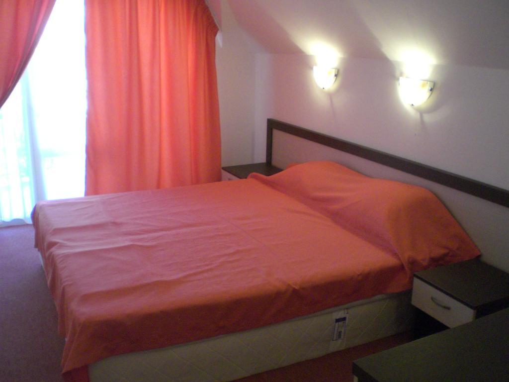 Hotel Bellisimo Lozenets Bagian luar foto