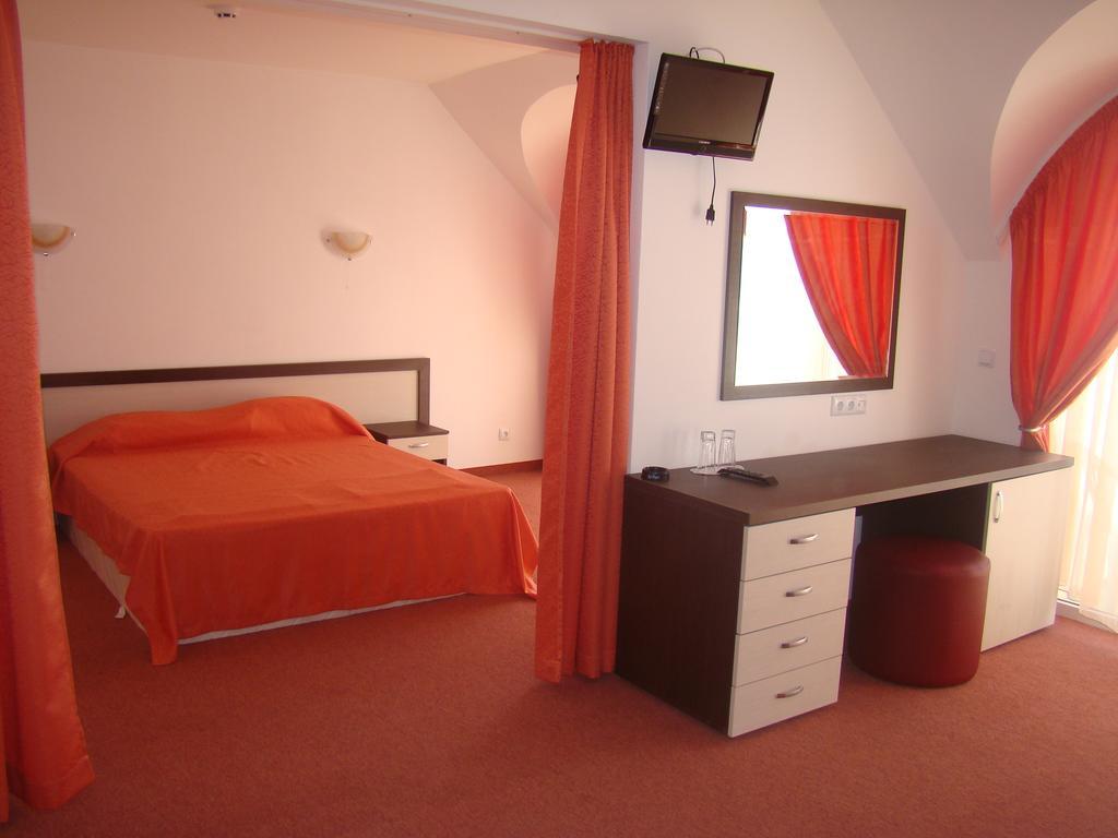Hotel Bellisimo Lozenets Bagian luar foto