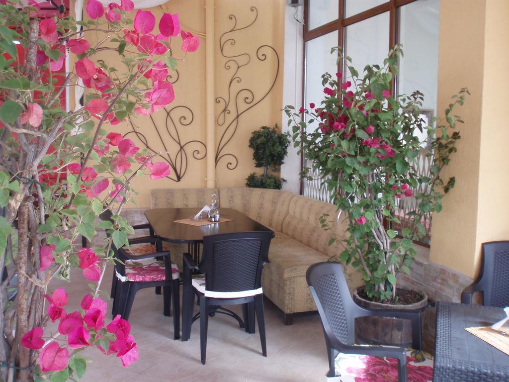 Hotel Bellisimo Lozenets Bagian luar foto